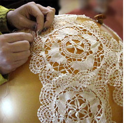 Make your own doily lamp shades