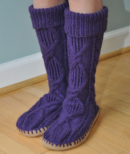 Knit a pair of slipper socks