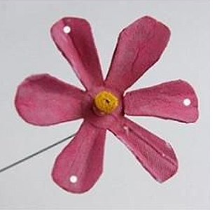 roses using egg cartons