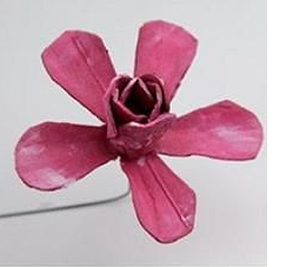 roses using egg cartons