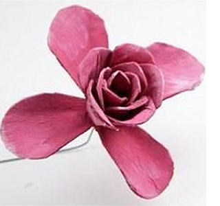 roses using egg cartons
