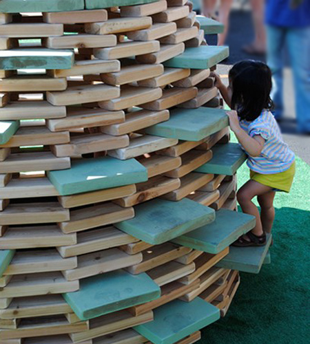 Modern alternative to a jungle gym... the playhive 