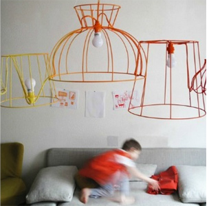 Fabric wrapped wire lampshade 