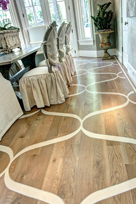 painting a design on wooden floor