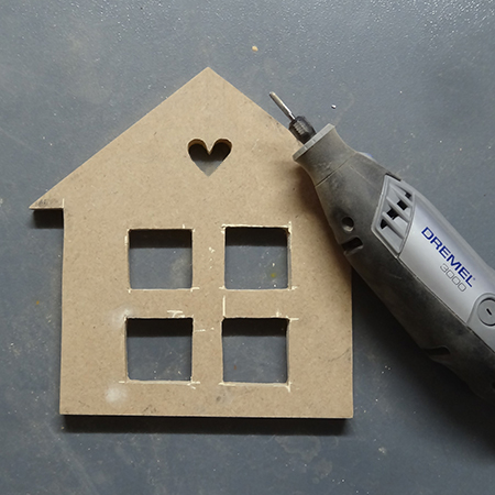 use dremel 3000 multitool to sand cut outs