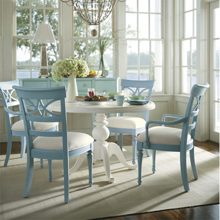 Paint dining table and chairs with Rust-Oleum pastel colours