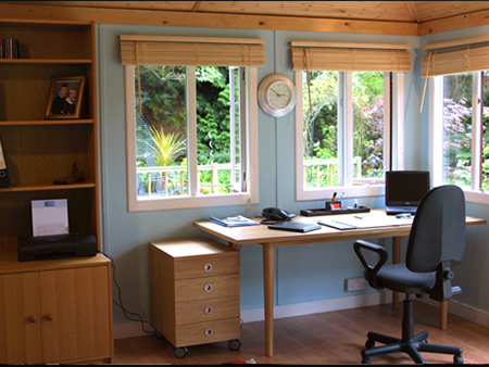 HOME DZINE Home Office | Turn a garden shed into a home office