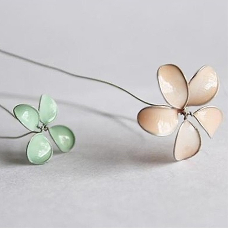 wire flowers with nail polish varnish