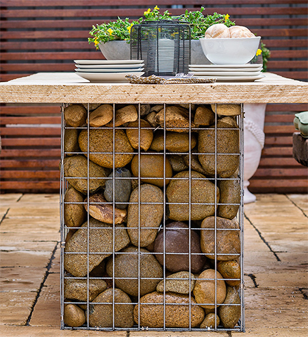 Gabion-style outdoor table set 