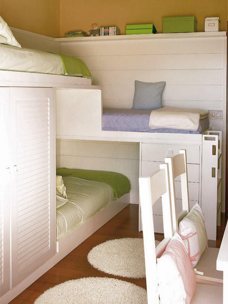 3 children bunk beds in small bedroom ideas