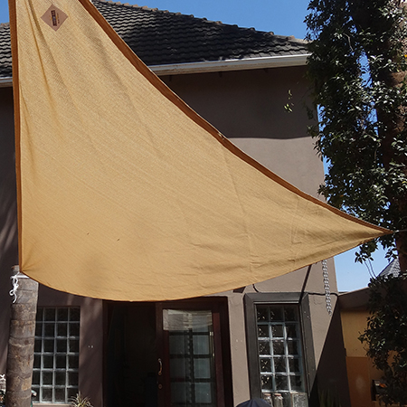 How not to fit a shade sail