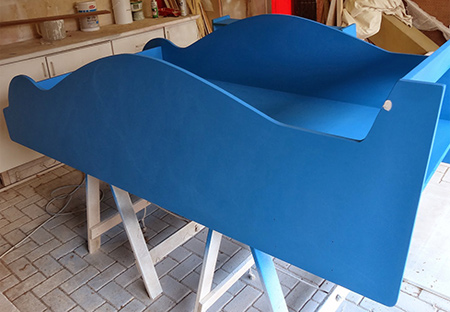 Our car bed was given two coats of Prominent Select sheen using a Bosch PFS spray gun