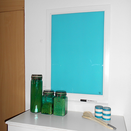 glass menu or notice board with rust-oleum 2x spray paint