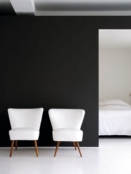 Black accentuates even more when used in conjunction with white or bright colours