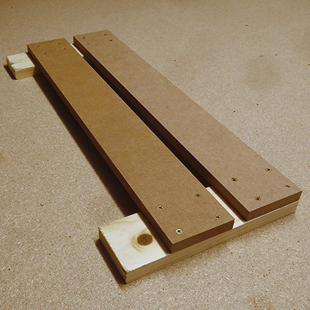 jig or router template for bookcase shelves