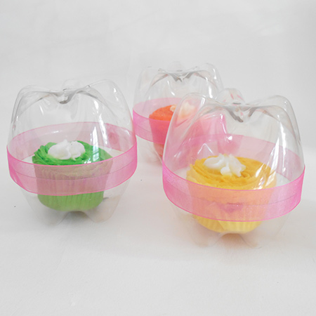 recycled plastic bottles for cupcake holders