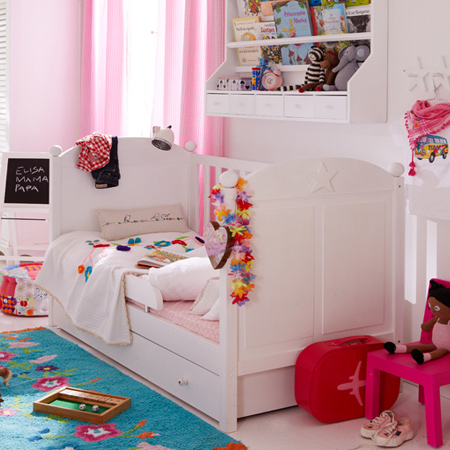 decorating ideas dreamy bedroom for little girl with underbed storage drawers