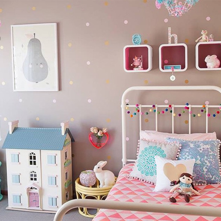 decorating ideas dreamy bedroom for little girl cute dollhouse