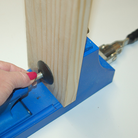 While the drill guide can be used on its own in conjunction with the adjustable clamps, the clamping system makes it easy to adjust the clamping space for wood of various thicknesses.