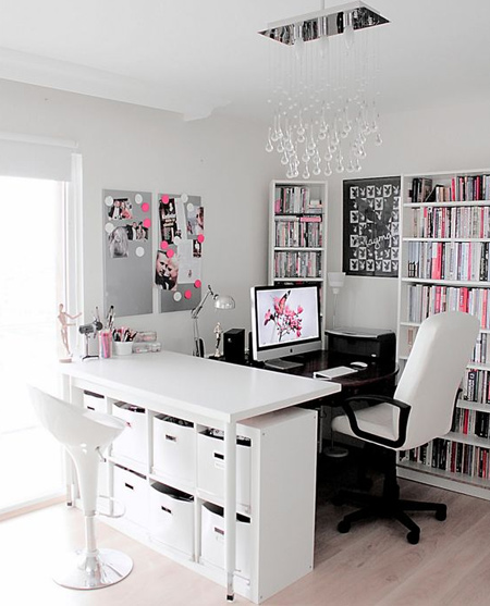 beautiful home office ideas - black and white with pink accents