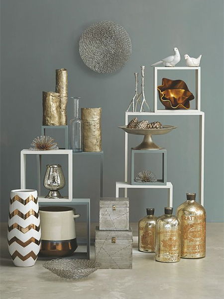 Give any room in a home a touch of glam with Rust-Oleum Designer Metallic or Universal Metallic spray paints.