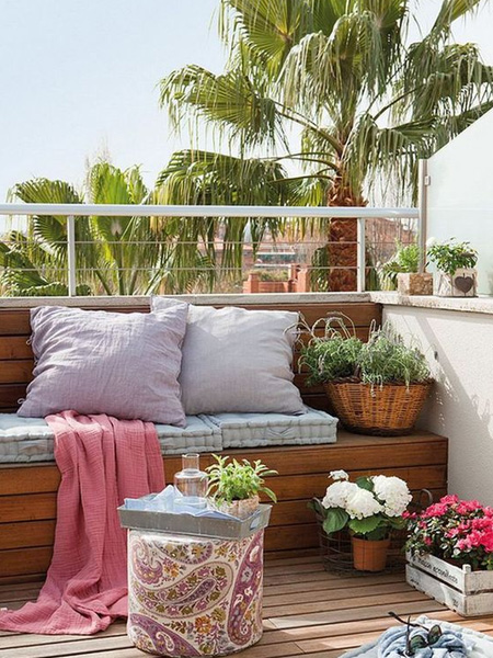 perfect balcony patio