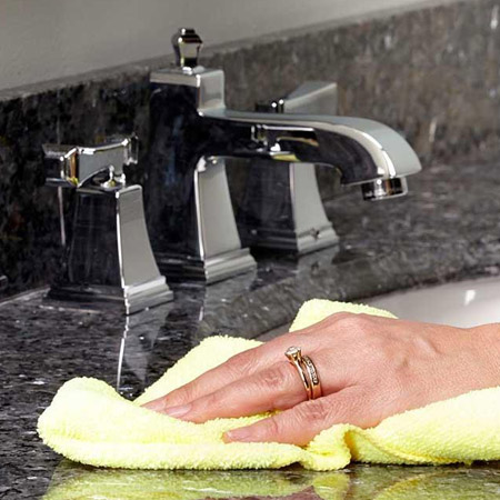 Remove stubborn bathroom stains 