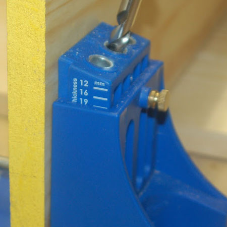 set up the pocket hole jig for wood thickness