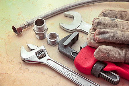 Plumbers’ Necessary Plumbing Tools and Supplies You Need at Home