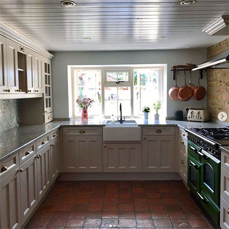 Using Frenchic on Kitchen Cabinets and Cupboards