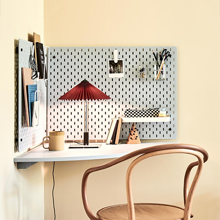 This Corner Desk is the Perfect Idea for your Corner Office