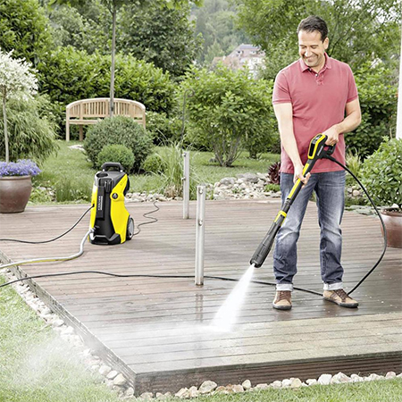 Why is a Pressure Washer better than a hose pipe?