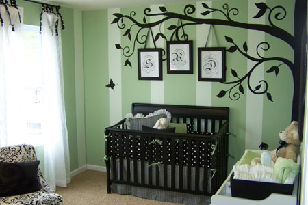 Decorating with wall murals 