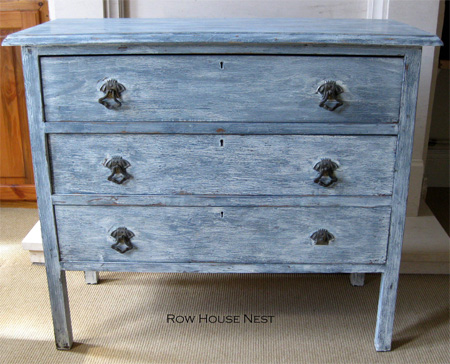 How do you lime wash furniture?