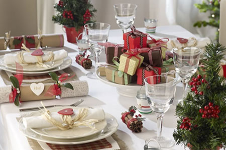 Set a table for entertaining holiday ideas