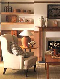 Add interest to walls with alcove shelving