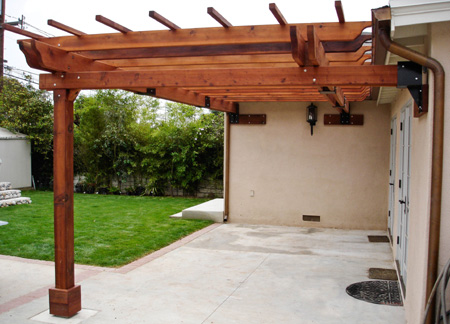 How to build a freestanding or wall-mounted Pergola