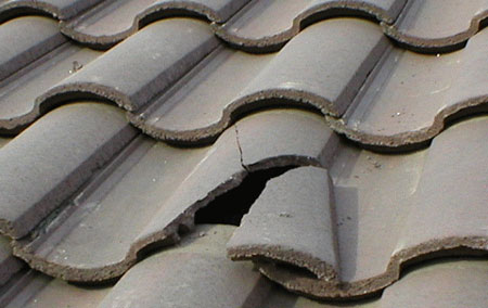 How to replace a roof tile