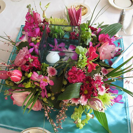 Grapevine and Ivy wreaths and decor 