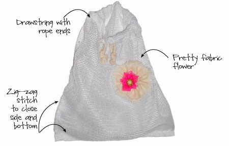 Make a lingerie bag for your underwear