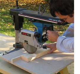 How to make a sawhorse