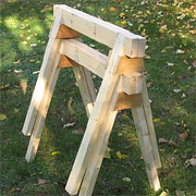 How to make a pair of sawhorses