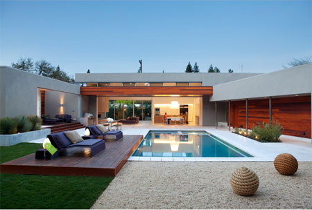 build a freestanding deck 