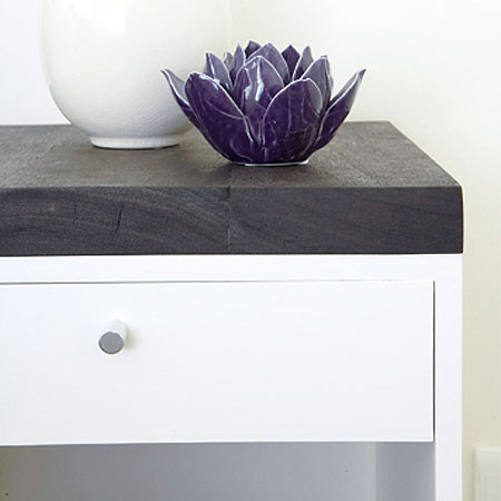 Wall-mounted bedside table