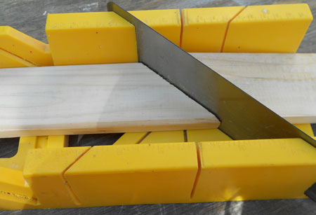 Easy way to make picture frames