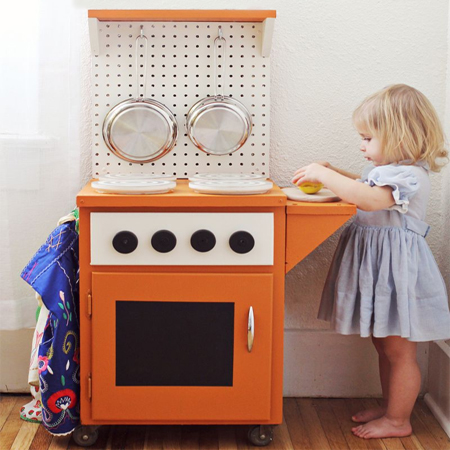 diy child's kitchen Gifts you can make for children 