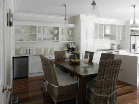 Decorate a home in white 