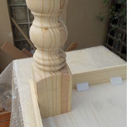 Make a console table with faux lacquered finish 