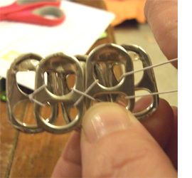 Make an aluminium can tab bracelet