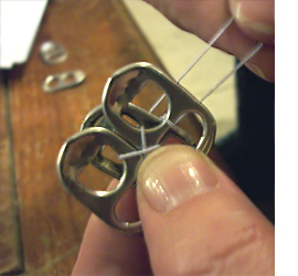 Make an aluminium can tab bracelet